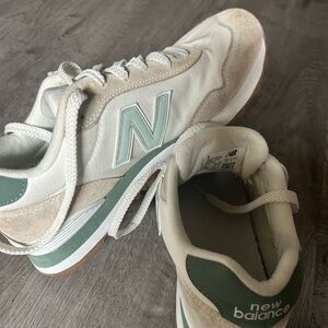 New Balance Cream and Sage Green Casual Sneakers